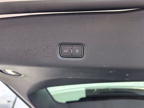 Used 2025 Ford Expedition Max Active AWD/4WD image 17