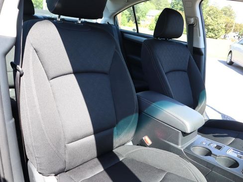 Used 2019 Subaru Legacy 2.5i Premium AWD/4WD image 22