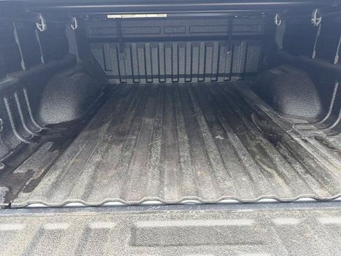 Used 2022 Chevrolet Colorado Z71 AWD/4WD image 28