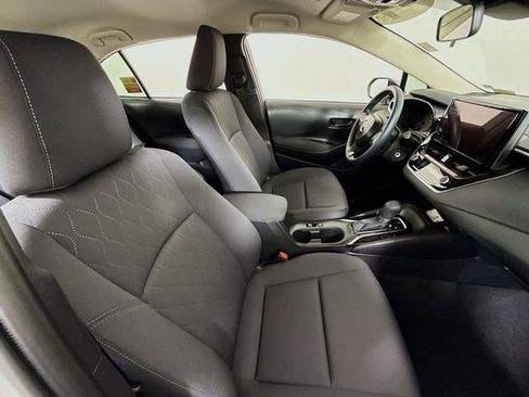 Certified 2025 Toyota Corolla LE image 24