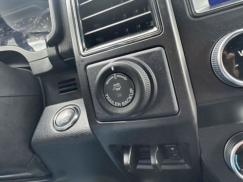 Used 2020 Ford Expedition Max Limited w/ Texas Edition Package RWD image 49