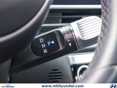 Used 2024 Hyundai Ioniq 6 SE RWD image 18
