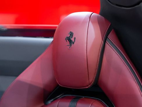 Certified 2023 Ferrari 812 GTS RWD image 6