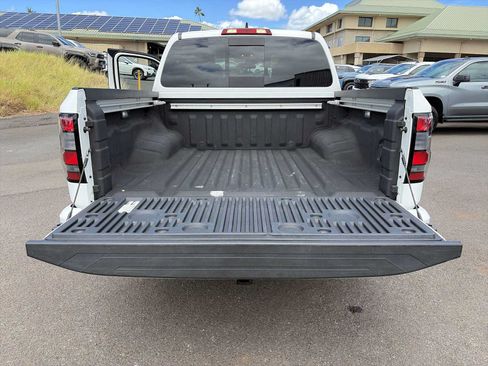Used 2024 Nissan Frontier SV w/ SV Convenience Package RWD image 19