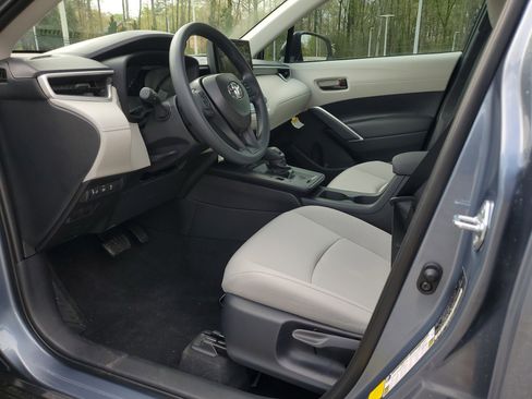 New 2026 Toyota Corolla Cross L image 16