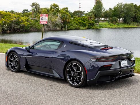 Used 2023 Maserati MC20 Coupe RWD image 5