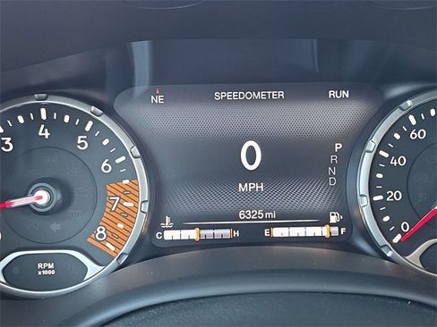 Used 2023 Jeep Renegade Altitude image 15