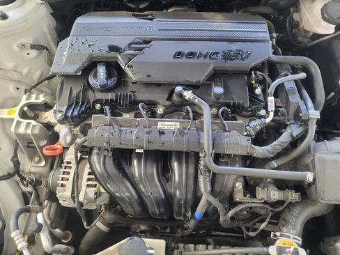Used 2023 Hyundai Elantra SEL FWD image 30
