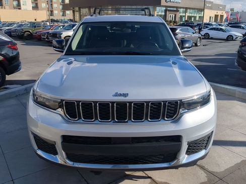 Used 2021 Jeep Grand Cherokee L Limited image 10