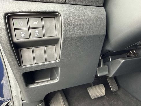 Used 2017 Honda CR-V EX-L image 31