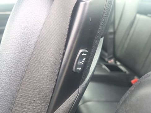 Used 2016 BMW 428i xDrive Convertible AWD/4WD image 20