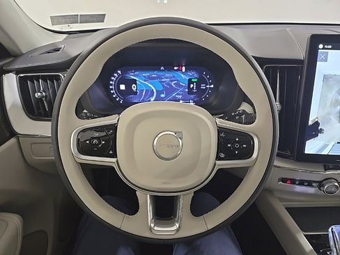 New 2026 Volvo XC60 T8 Ultra w/ Protection Package Premier image 9
