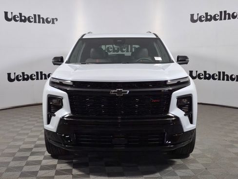 New 2026 Chevrolet Traverse RS w/ LPO, Floor Liner Package FWD image 2