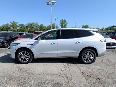 Used 2023 Buick Enclave Essence w/ Experience Buick Package AWD/4WD image 7