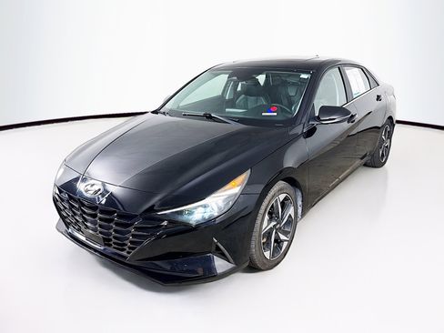 Used 2022 Hyundai Elantra Limited FWD image 4