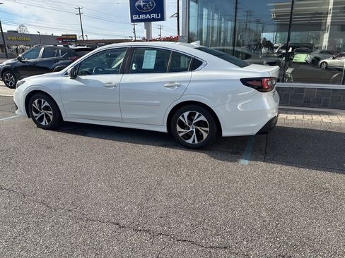 Used 2020 Subaru Legacy Premium image 9