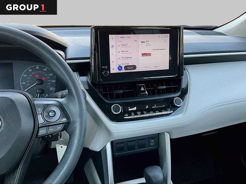 Used 2023 Toyota Corolla Cross L FWD image 7