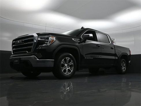 Used 2020 GMC Sierra 1500 SLE w/ SLE Value Package image 24