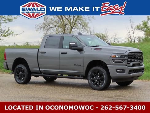 New 2026 RAM 2500 Big Horn AWD/4WD image 1