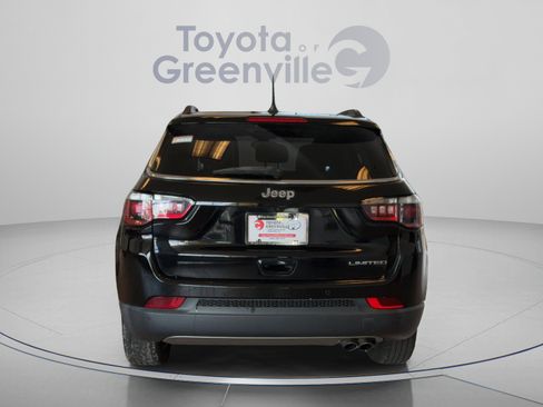 Used 2018 Jeep Compass Limited w/ Navigation Group FWD image 5