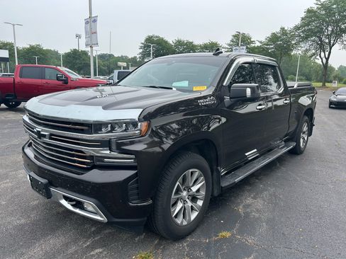 Used 2020 Chevrolet Silverado 1500 High Country w/ Technology Package AWD/4WD image 1