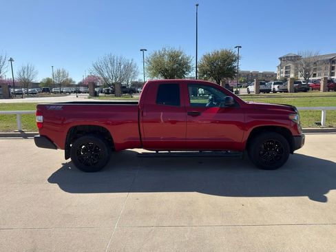 Used 2019 Toyota Tundra SR image 3