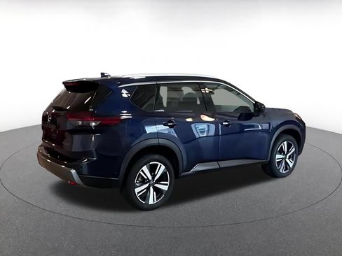 Used 2026 Nissan Rogue SL AWD/4WD image 12