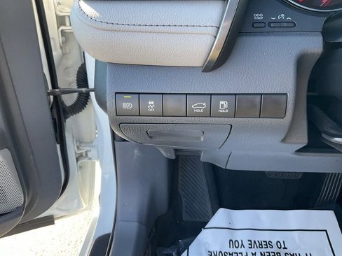 Used 2024 Toyota Camry XSE image 6