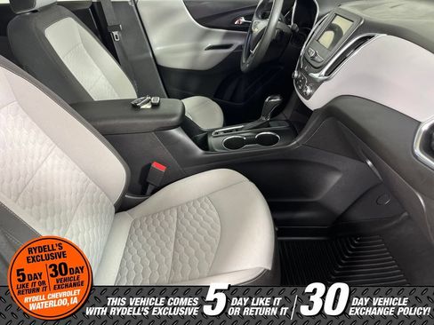 Used 2019 Chevrolet Equinox LS w/ LS Convenience Package FWD image 14