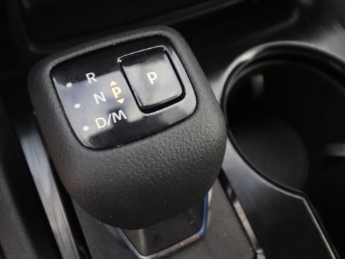 Used 2023 Nissan Rogue SV w/ SV Premium Package image 21