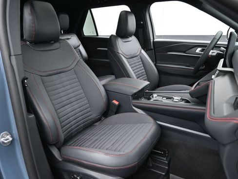 New 2026 Ford Explorer ST-Line w/ ST-Line Street Pack image 35