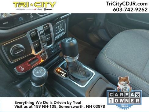 Used 2024 Jeep Wrangler Willys 4xe image 32