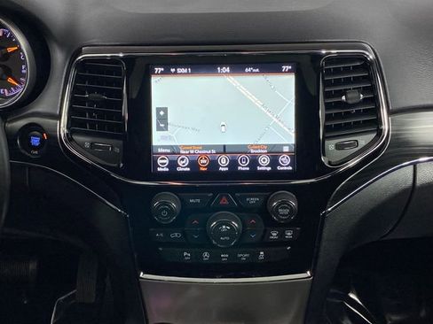 Used 2020 Jeep Grand Cherokee Limited AWD/4WD image 20