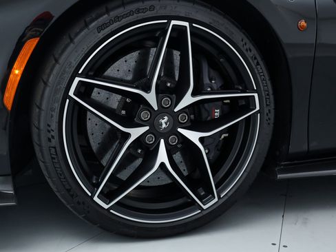 Certified 2019 Ferrari 488 Pista Spider image 18