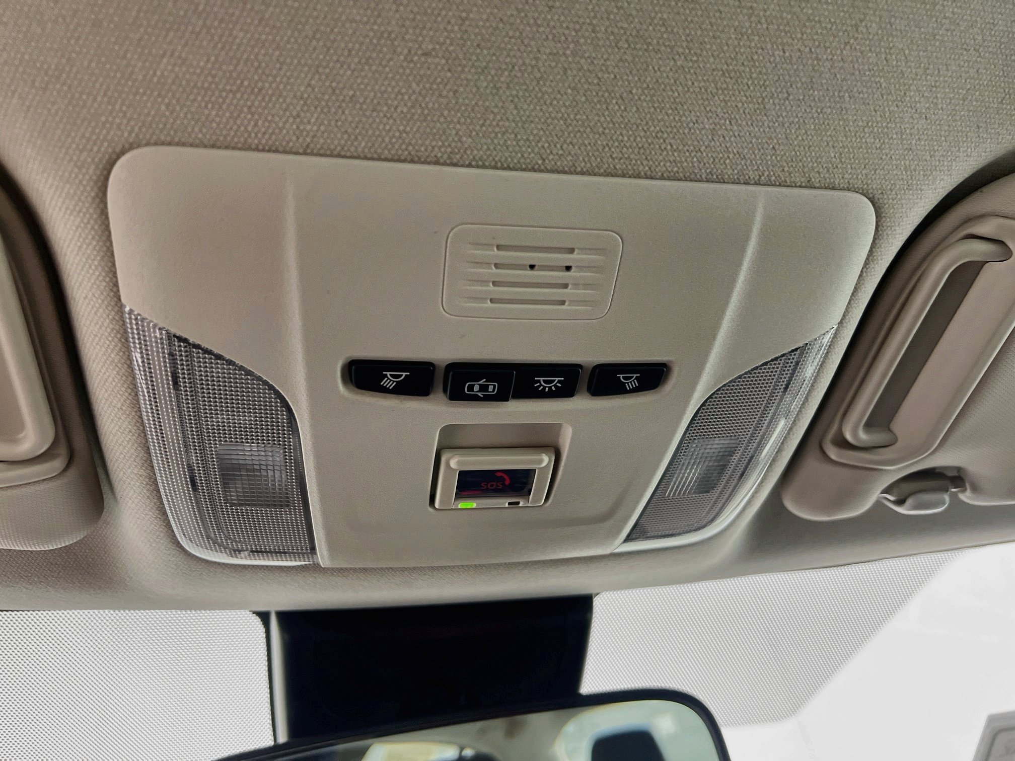 Used 2021 Toyota Corolla LE FWD image 19