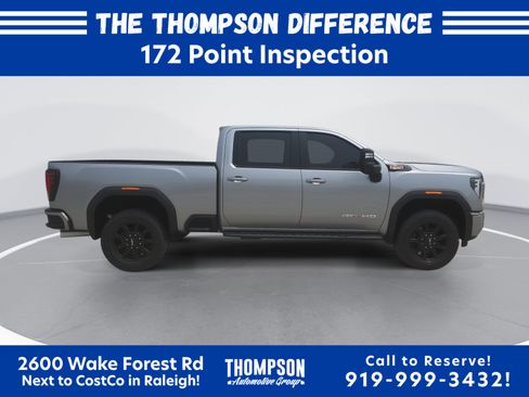Used 2026 GMC Sierra 2500 AT4 AWD/4WD image 2