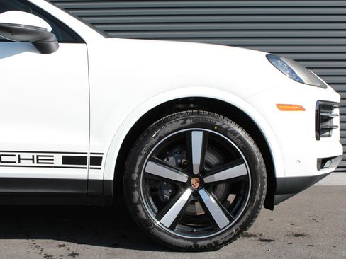 New 2026 Porsche Cayenne Coupe image 11