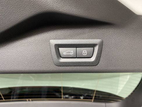 New 2026 BMW X5 xDrive40i w/ M Sport Package image 27