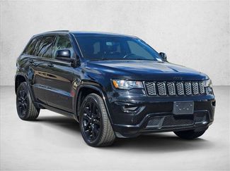 Used 2019 Jeep Grand Cherokee Altitude video 3