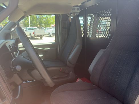 Used 2024 Chevrolet Express 2500 w/ Driver Convenience Package RWD image 20