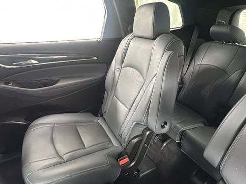 Used 2024 Buick Enclave Premium image 14
