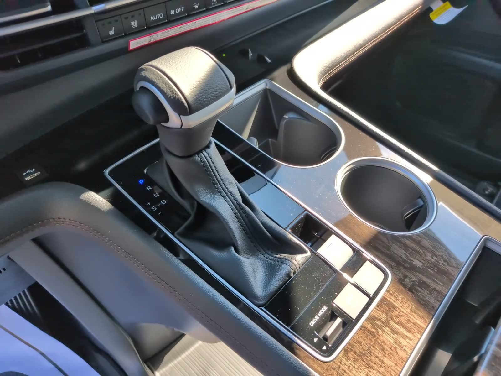 New 2026 Toyota Sienna Platinum AWD/4WD image 21