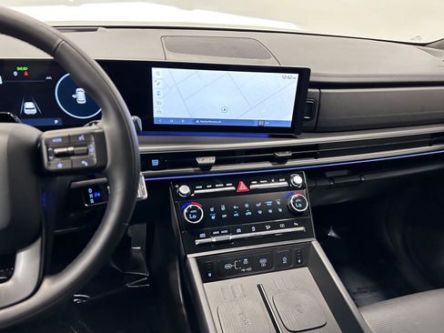 Certified 2025 Hyundai Santa Fe Calligraphy image 26