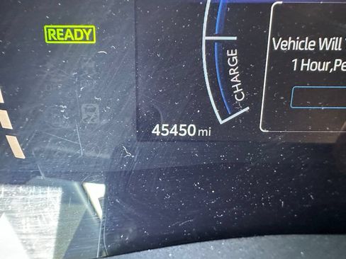 Used 2025 Toyota Camry LE FWD image 10
