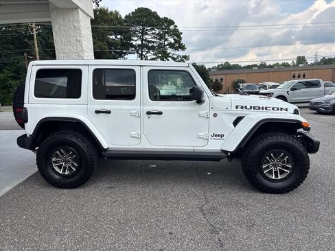 Used 2024 Jeep Wrangler Unlimited Rubicon 392 AWD/4WD image 20