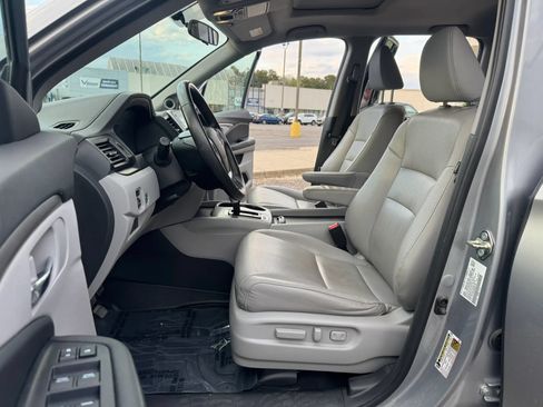 Used 2019 Honda Ridgeline RTL image 9