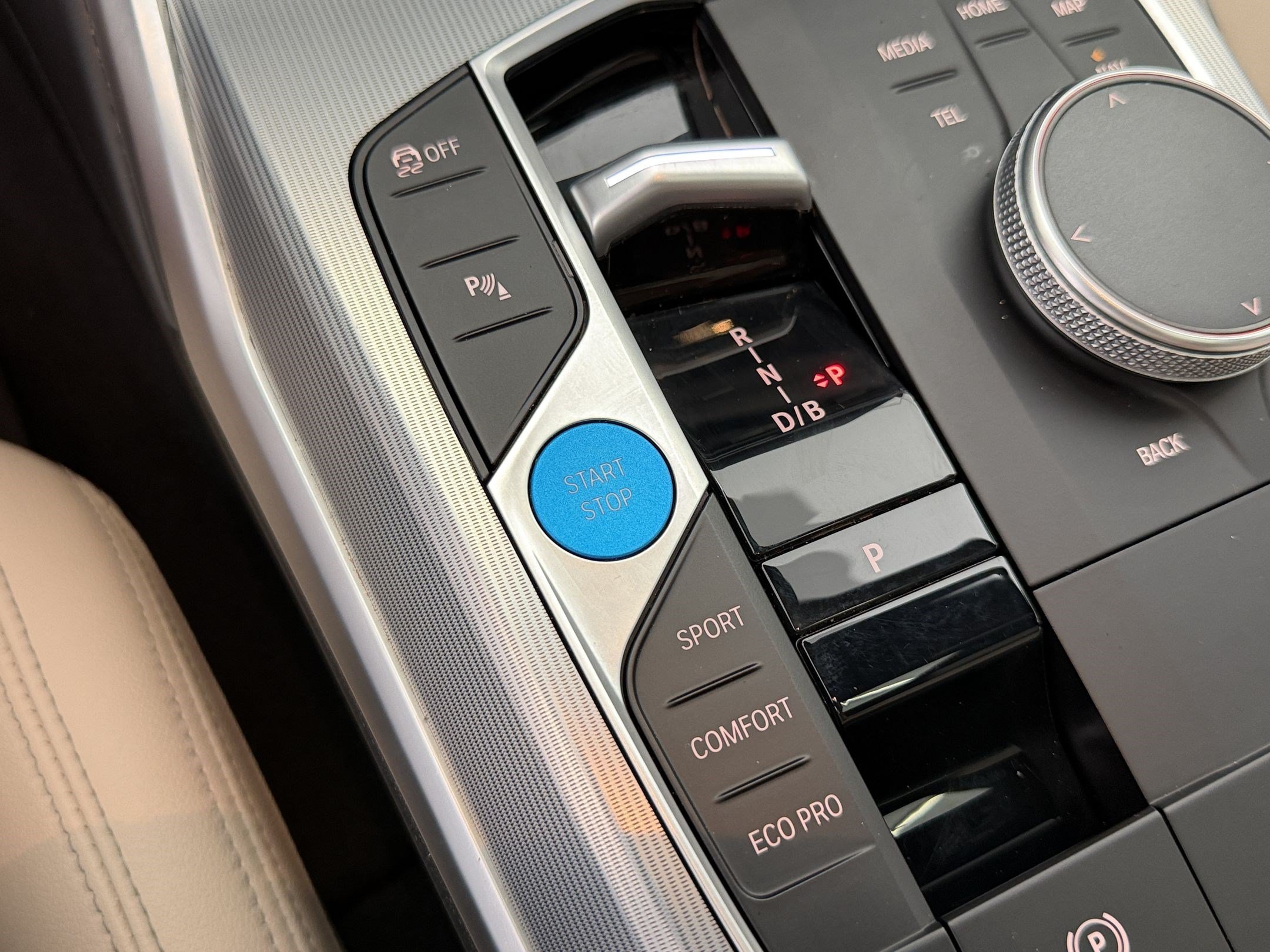 Certified 2024 BMW i4 eDrive35 w/ Premium Package RWD image 18