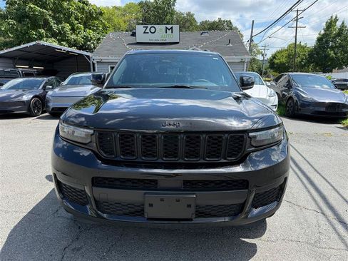 Used 2023 Jeep Grand Cherokee L Laredo AWD/4WD image 8