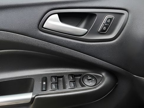 Used 2013 Ford Escape SE image 22