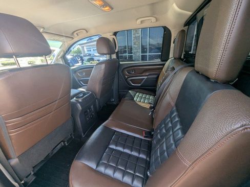 Used 2018 Nissan Titan Platinum Reserve w/ Platinum Utility Package AWD/4WD image 22